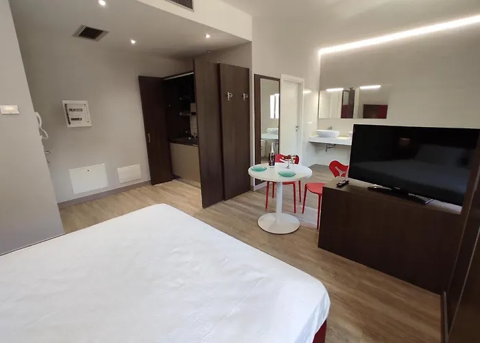 Alba شقة فندقية سالسوماجّوري تيرمي