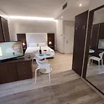 Alba 4*