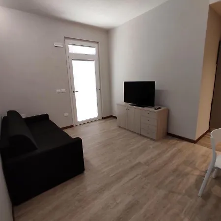 Alba 4*